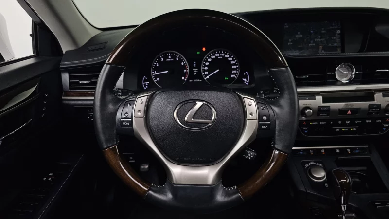 Lexus ES350