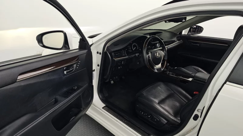 Lexus ES350