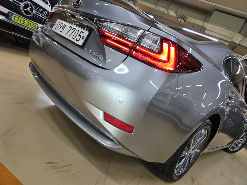 Lexus ES300h