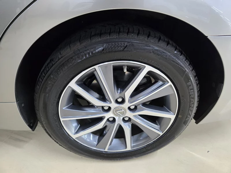 Lexus ES300h