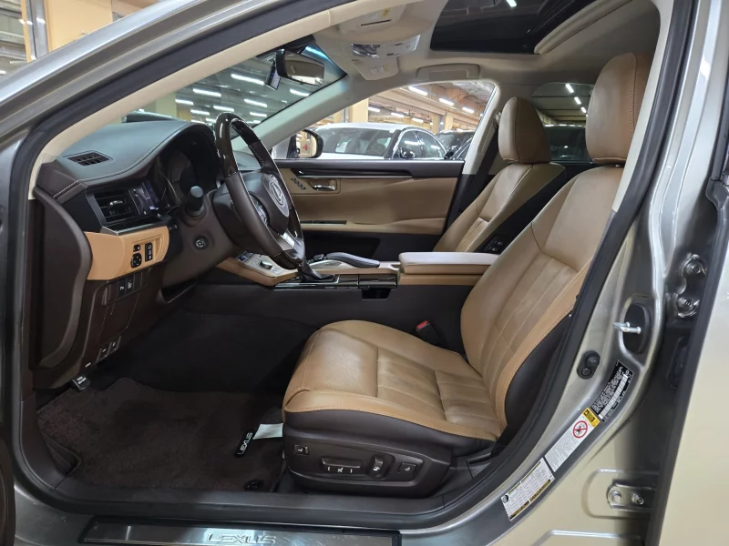 Lexus ES300h