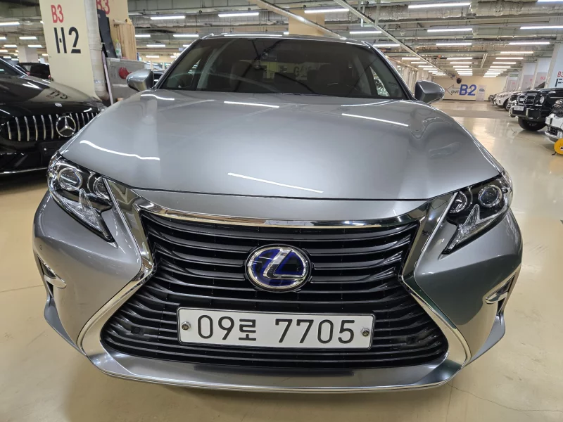 Lexus ES300h