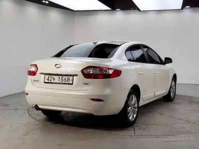 Renault SM3