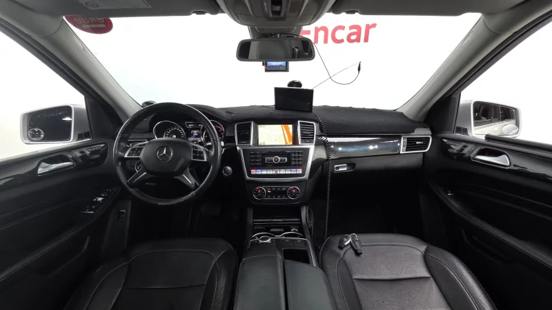 Mercedes-Benz M-class