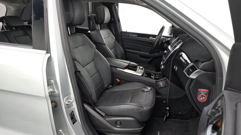 Mercedes-Benz M-class