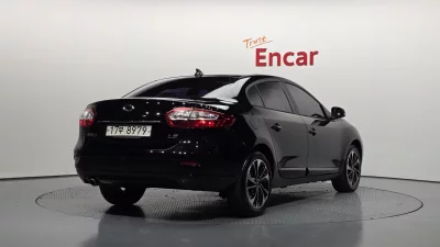 Renault SM3