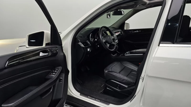 Mercedes-Benz M-class