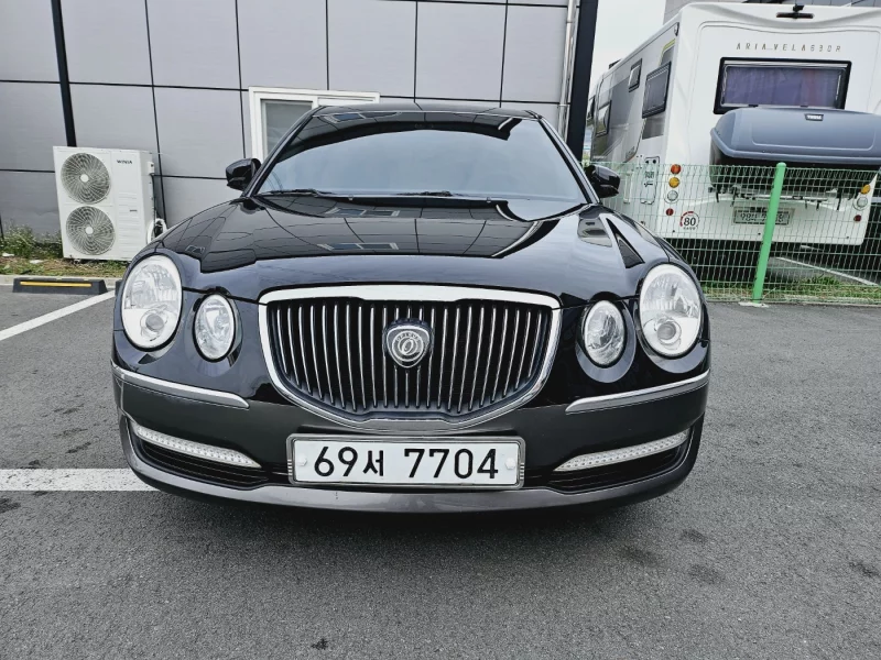 Kia OPIRUS