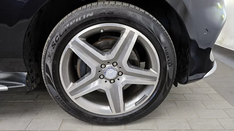 Mercedes-Benz GLE-Class