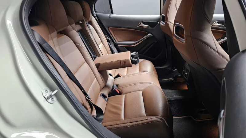 Mercedes-Benz GLA-Class