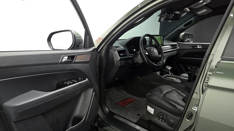 SsangYong Rexton Sports Khan