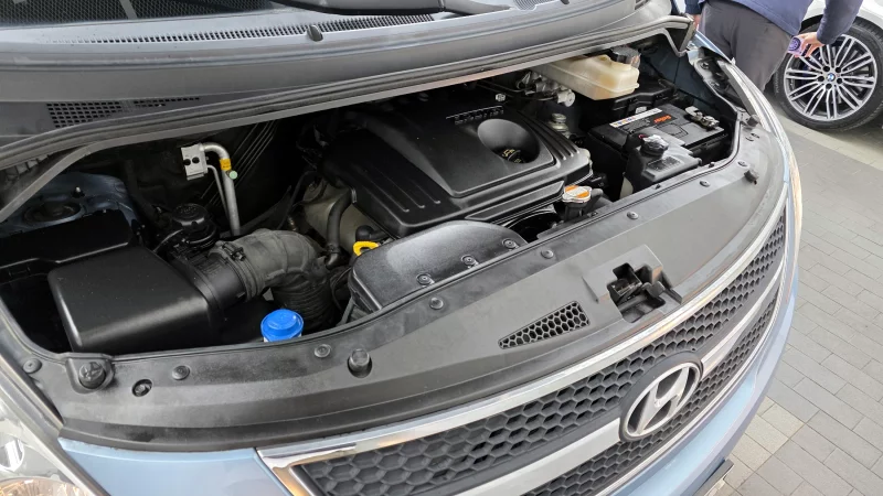 Hyundai Grand Starex