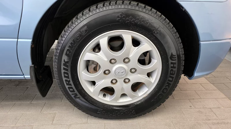 Hyundai Grand Starex