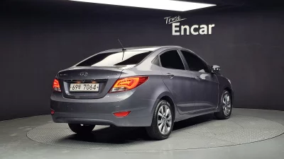 Hyundai Accent