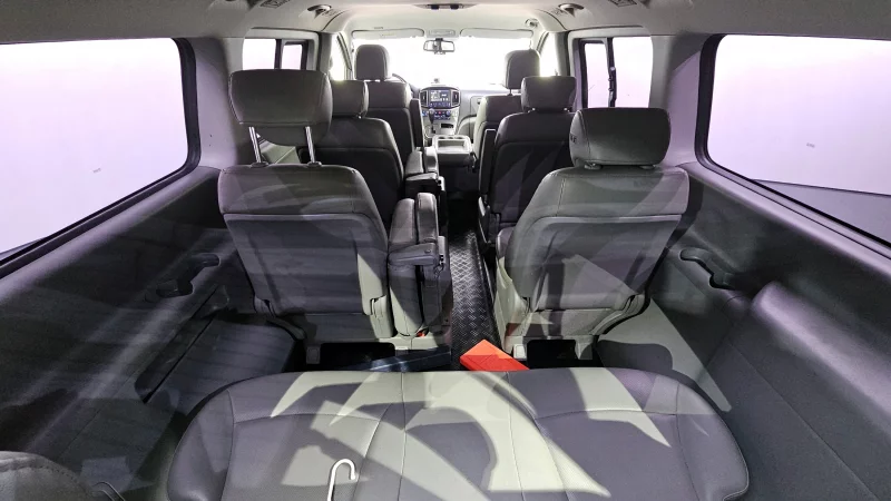 Hyundai Grand Starex