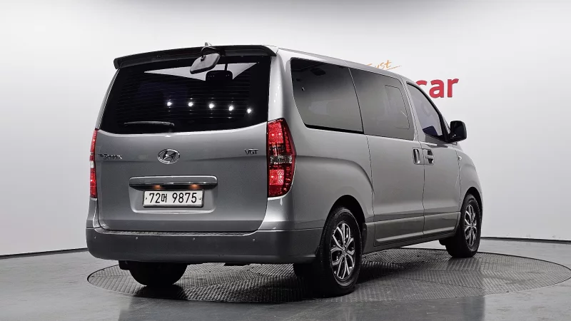 Hyundai Grand Starex