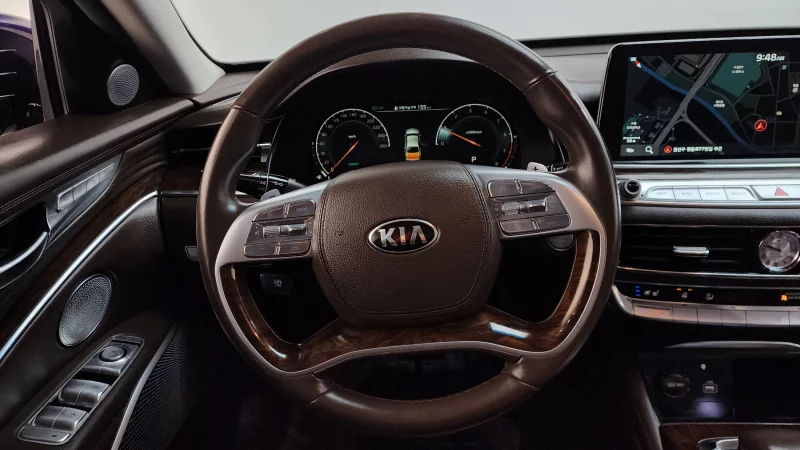 Kia K9