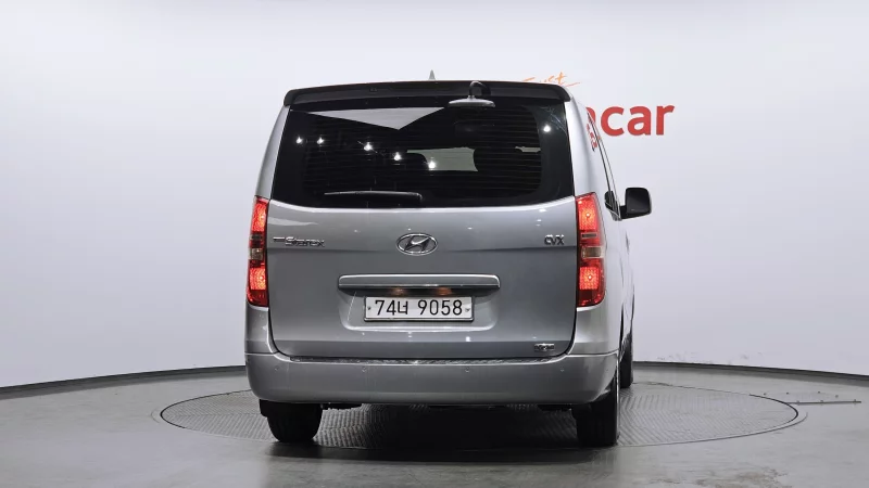 Hyundai Grand Starex