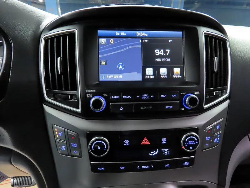 Hyundai Grand Starex