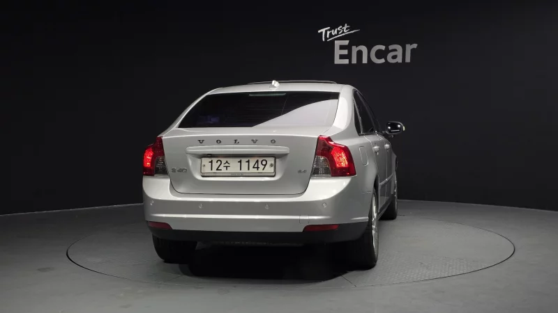 Volvo S40