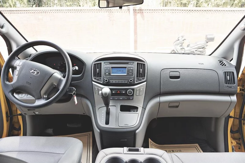 Hyundai Grand Starex