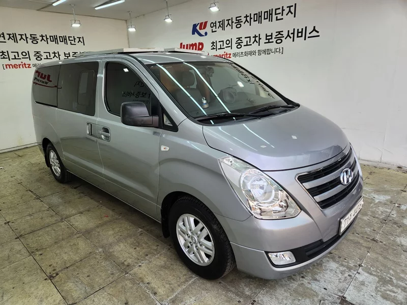 Hyundai Grand Starex