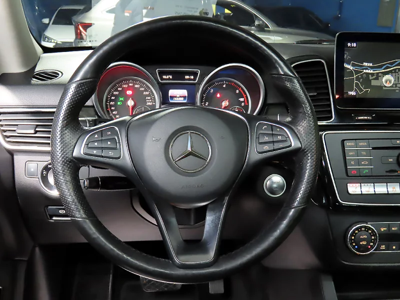 Mercedes-Benz GLE-Class