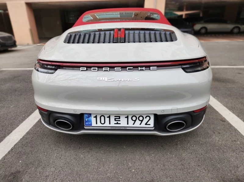Porsche 911