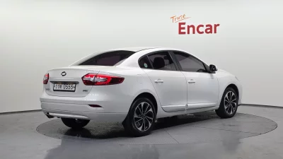 Renault SM3