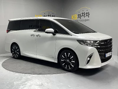Toyota ALPHARD 2024