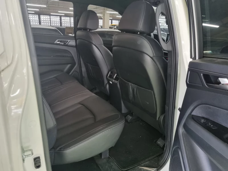 SsangYong Rexton Sports