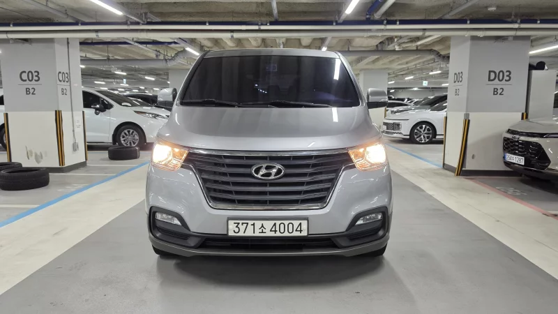 Hyundai Grand Starex