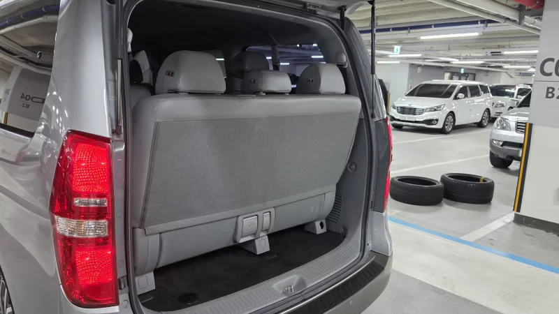 Hyundai Grand Starex