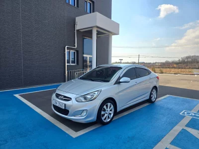 Hyundai Accent