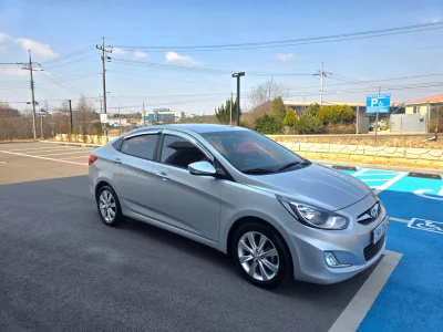 Hyundai Accent