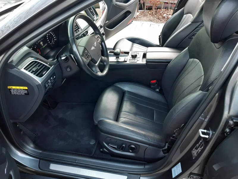 Genesis G80