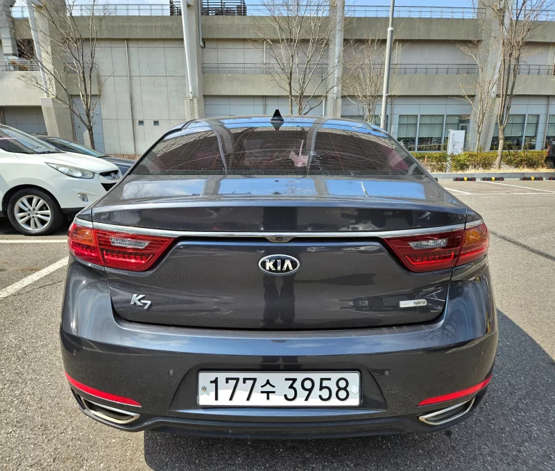 Kia K7