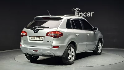 Renault QM5