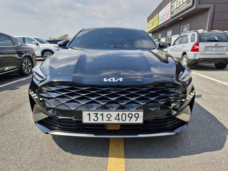 Kia K8