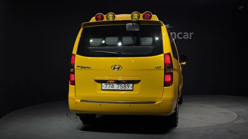 Hyundai Grand Starex