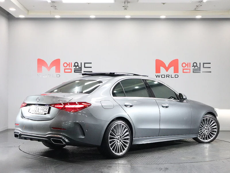 Mercedes-Benz C-Class