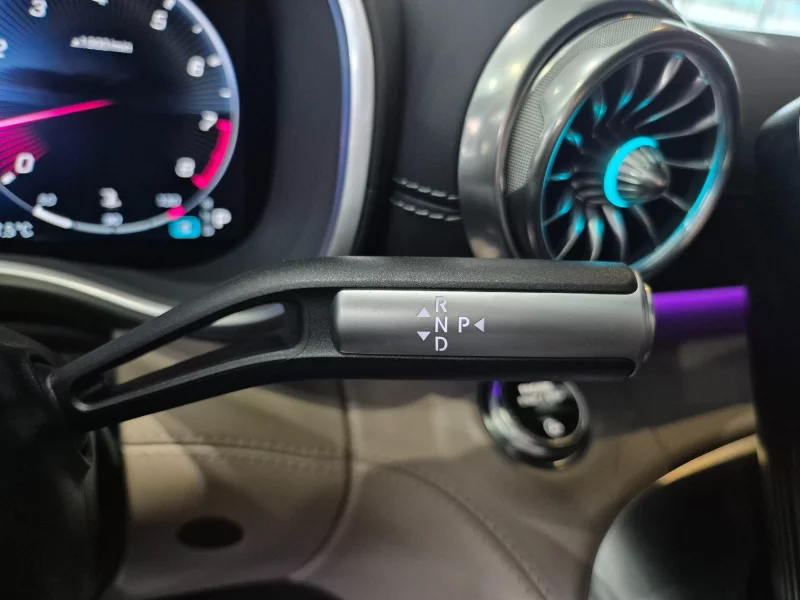 Mercedes-Benz SL-Class