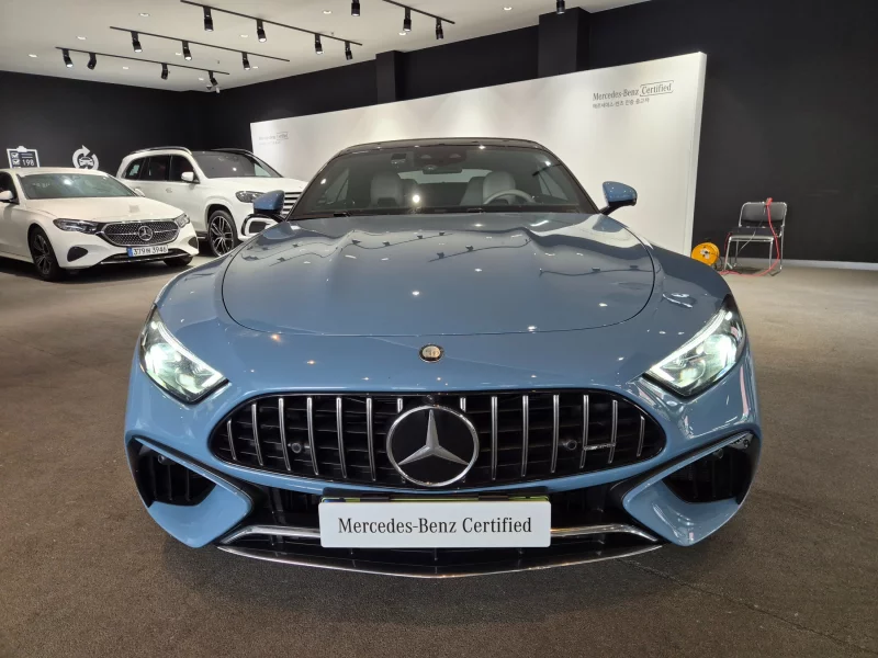 Mercedes-Benz SL-Class