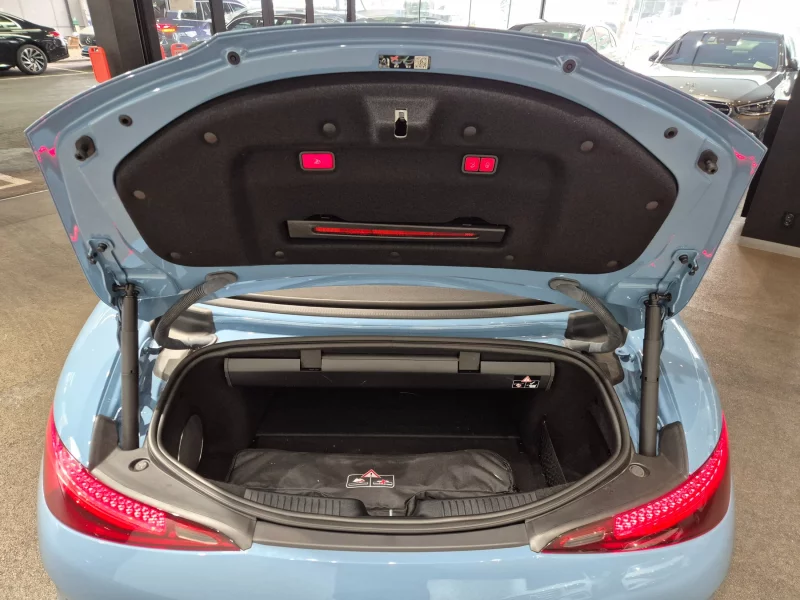 Mercedes-Benz SL-Class