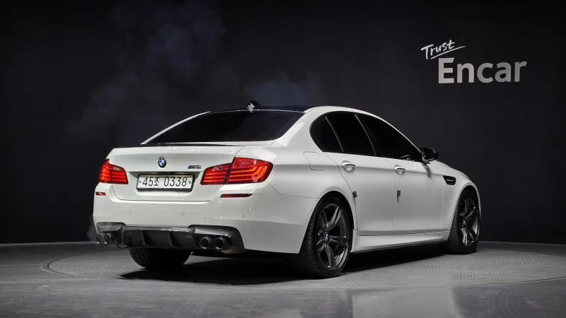 BMW M5