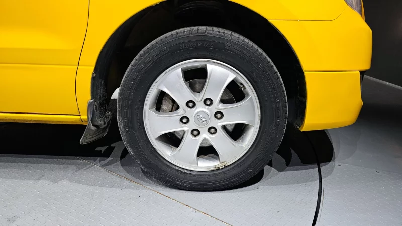 Hyundai Grand Starex