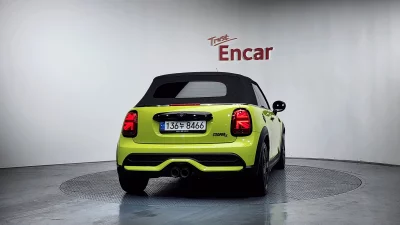 MINI Cooper Convertible