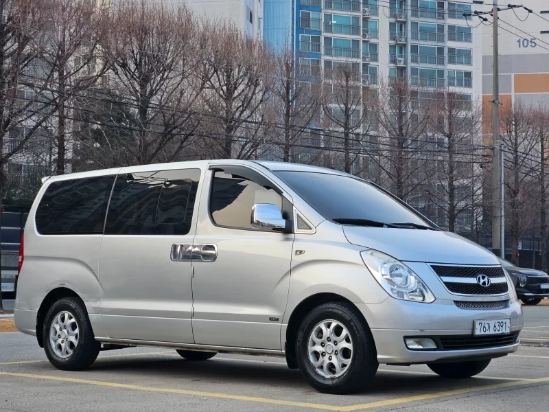Hyundai Grand Starex