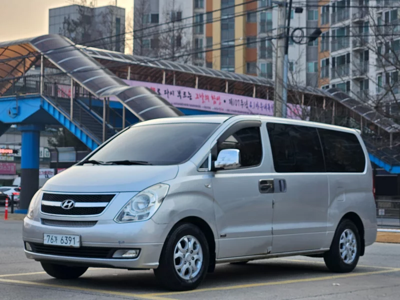 Hyundai Grand Starex