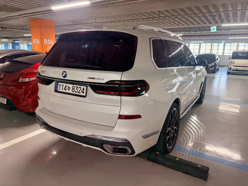 BMW X7